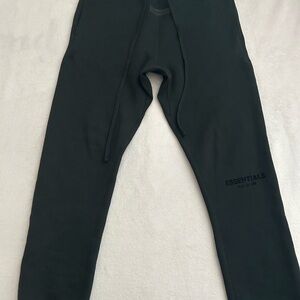 Essentials Black Sweatpants “Stretch Limo” Size small
